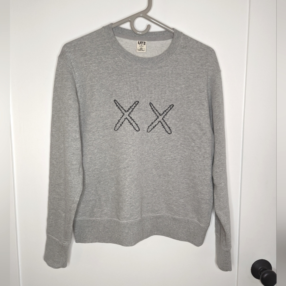 Uniqlo x Kaws Sesame Street XX Crewneck Sweatshirt Gray - XS Unisex